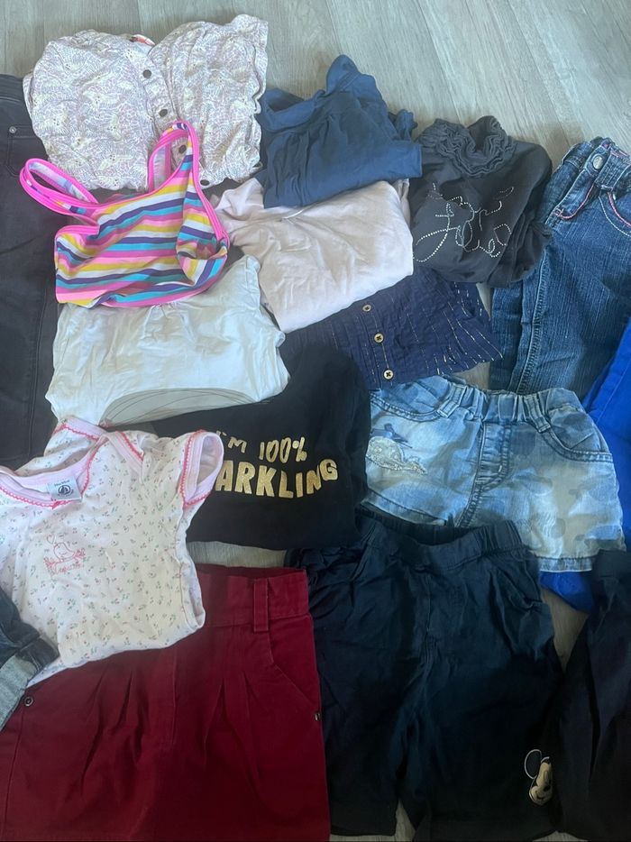 Lot de 22 articles vêtements fille 3 ans - photo numéro 4