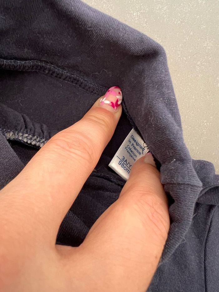 Tee-shirt col roulé bleu marine strass étoile - photo numéro 4