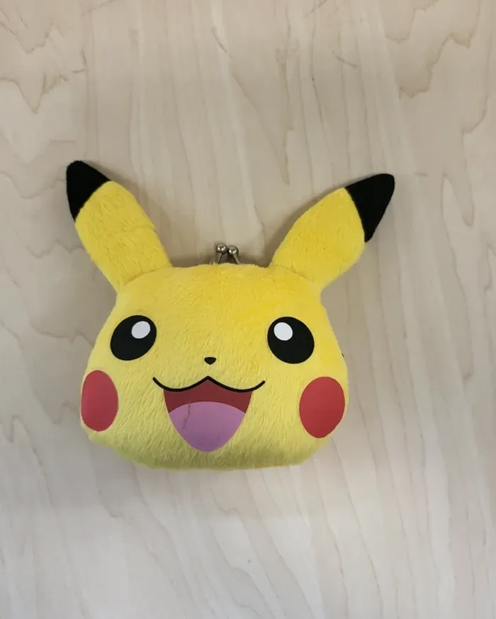 Porte-monnaie peluche Pokemon Pikachu occaz
