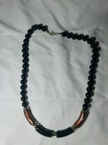 Collier à perles