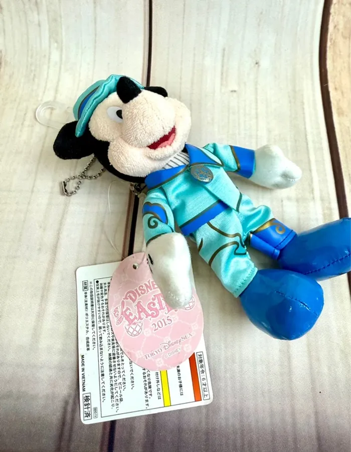 Peluche Disney Mickey Mouse import Japon Tokyo Disneyland 2015 Tokyo Disney Sea - photo numéro 2