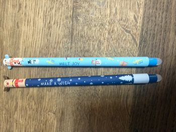  Lot de 2 stylos effaçables – Noël petit renne & bonhomme de neige