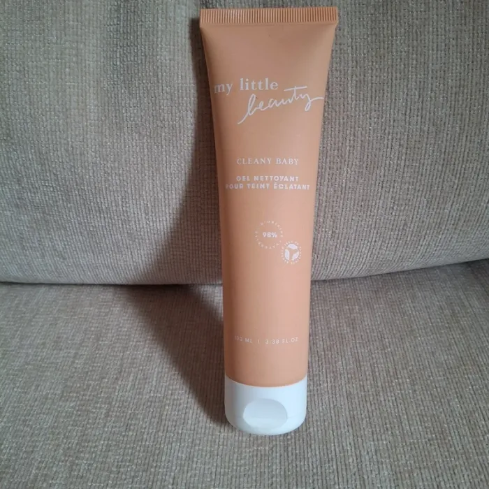 Gel nettoyant pour teint éclatant - photo numéro 2