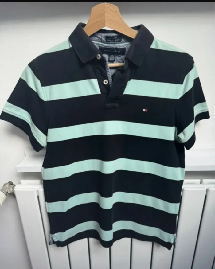 Polo noir et menthe Tommy Hilfiger taille S ou 36