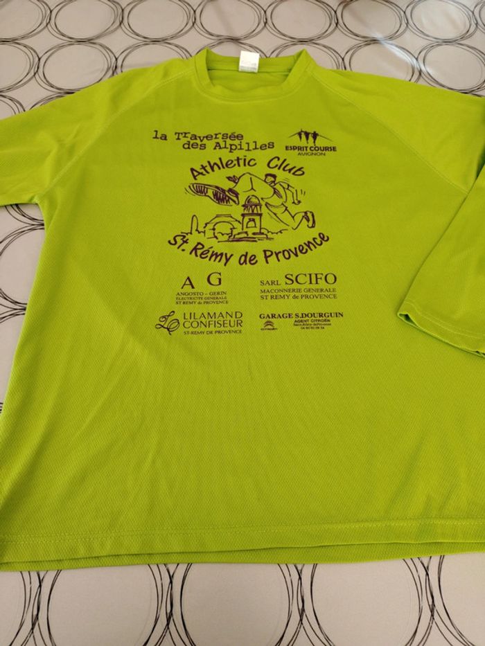 Tee shirt running taille M neuf