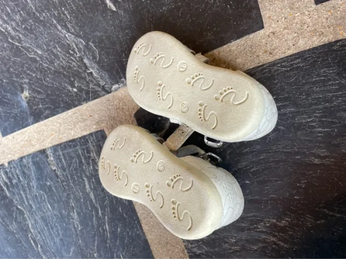 Nu pied taille 18 - photo numéro 3