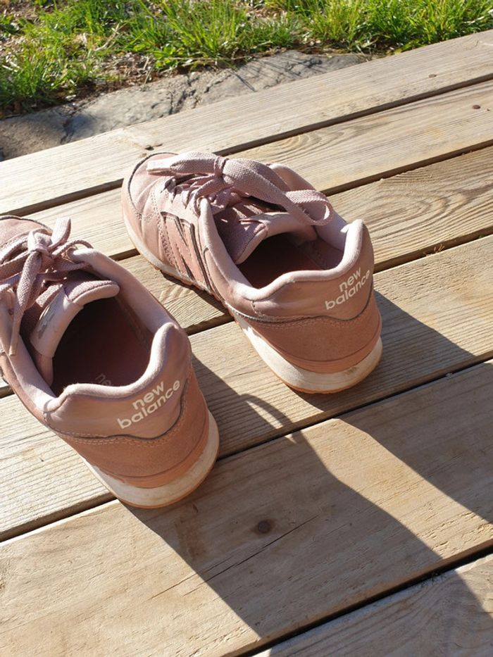 Baskets New Balance rose irisé 37 - photo numéro 2