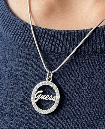 Pendentif GUESS Argenté & Cristaux - Chic & Intemporel