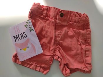 Short taille 18 mois