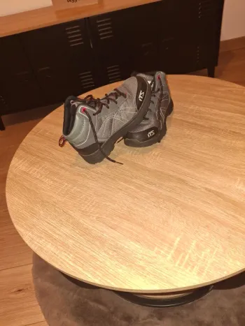 Chaussures de marche enfant