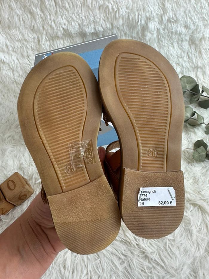Paire de sandales Franco Romagnoli taille 26 - photo numéro 4
