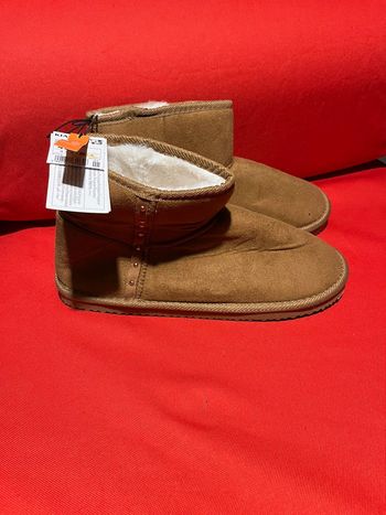 Chausson pantoufles bottines boots fourrées femme 40 neuves