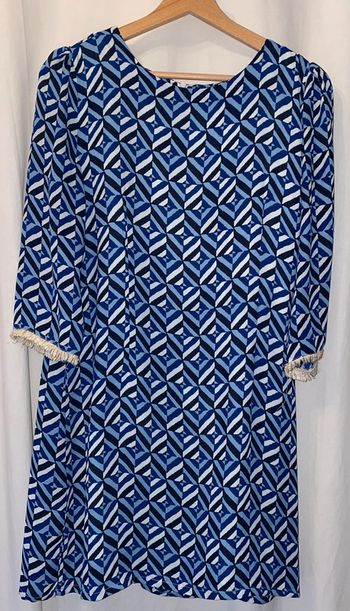 robe Suncoo taille 2 valeur 115 euros