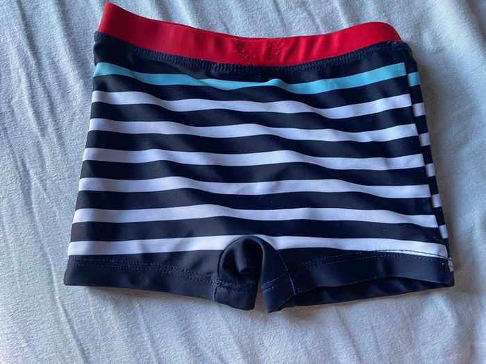 🚤 Short de bain Mickey - photo numéro 2