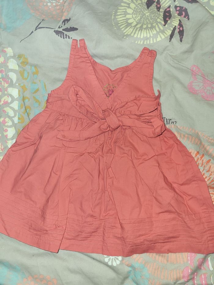 Robe 6 mois - photo numéro 3