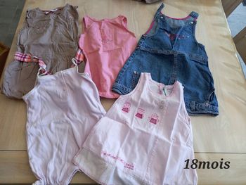 Lot robes 18 mois
