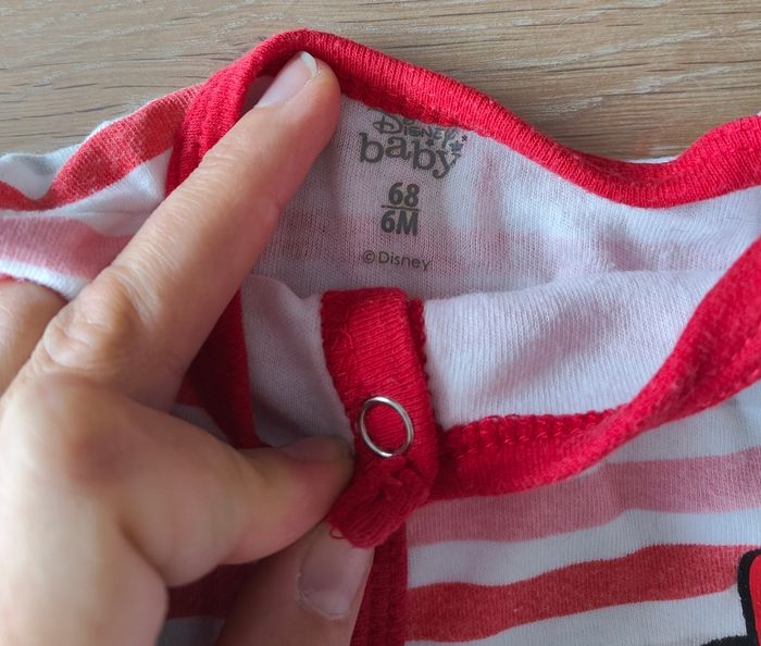 Pyjama Minnie taille 6 mois - photo numéro 3