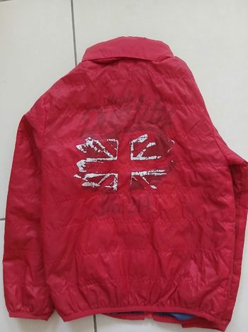 Coupe vent avec capuche