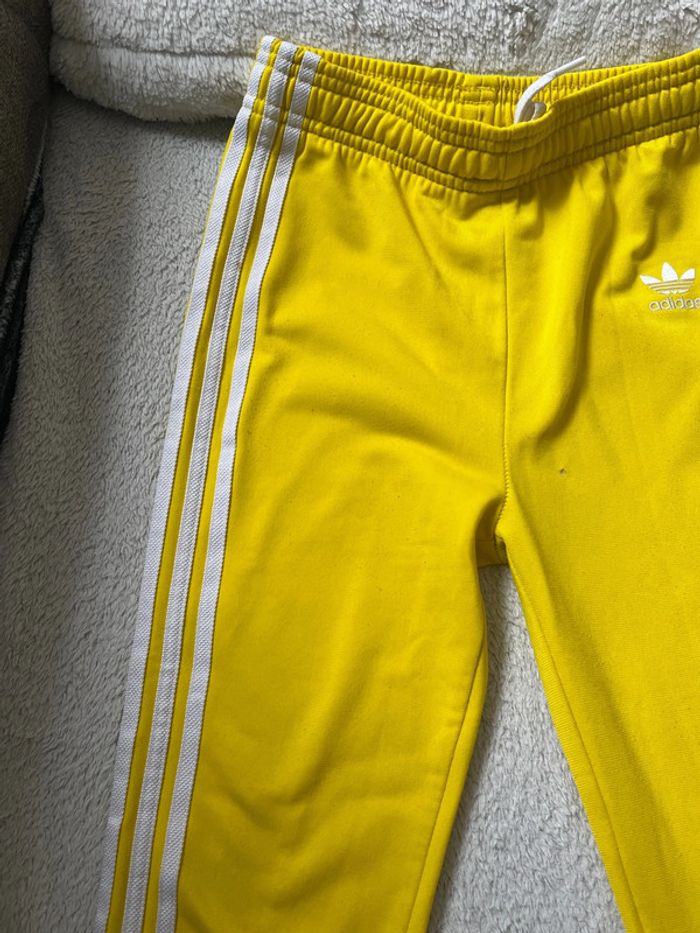 Ensemble Adidas jaune - photo numéro 13