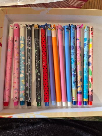 Stylos effaçables imitation legami divers licences, stitch, hello kitty