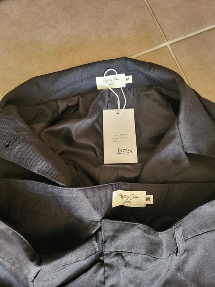 Ensemble tailleur noir femme Taille M – NEUF avec étiquette 🖤 - photo numéro 4