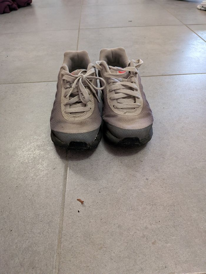 Basket Nike enfant taille35.5 - photo numéro 6