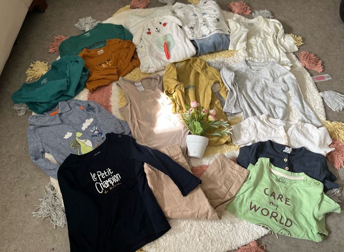 Lots vêtements bébé 12mois
