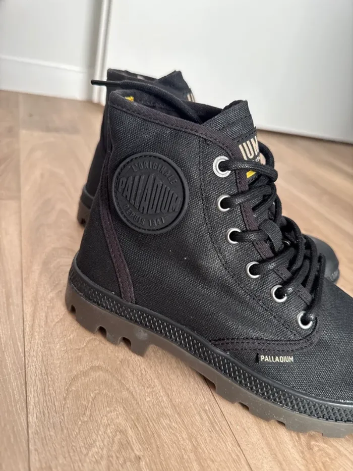 Bottes Palladium noires neuves Hi Wax - photo numéro 2