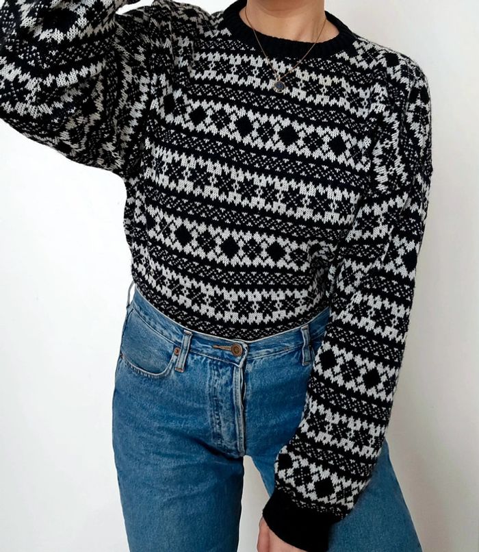 Pull à motifs années 80 - photo numéro 3