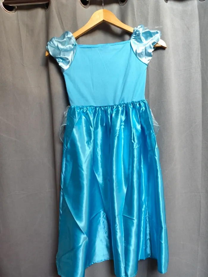 Robe cendrillon - photo numéro 4