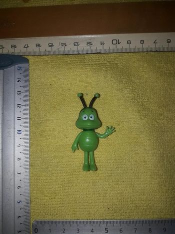 Maya l'abeille figurine