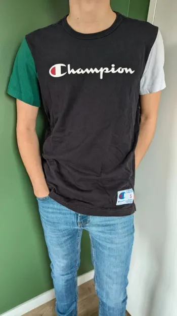 T-shirt champion