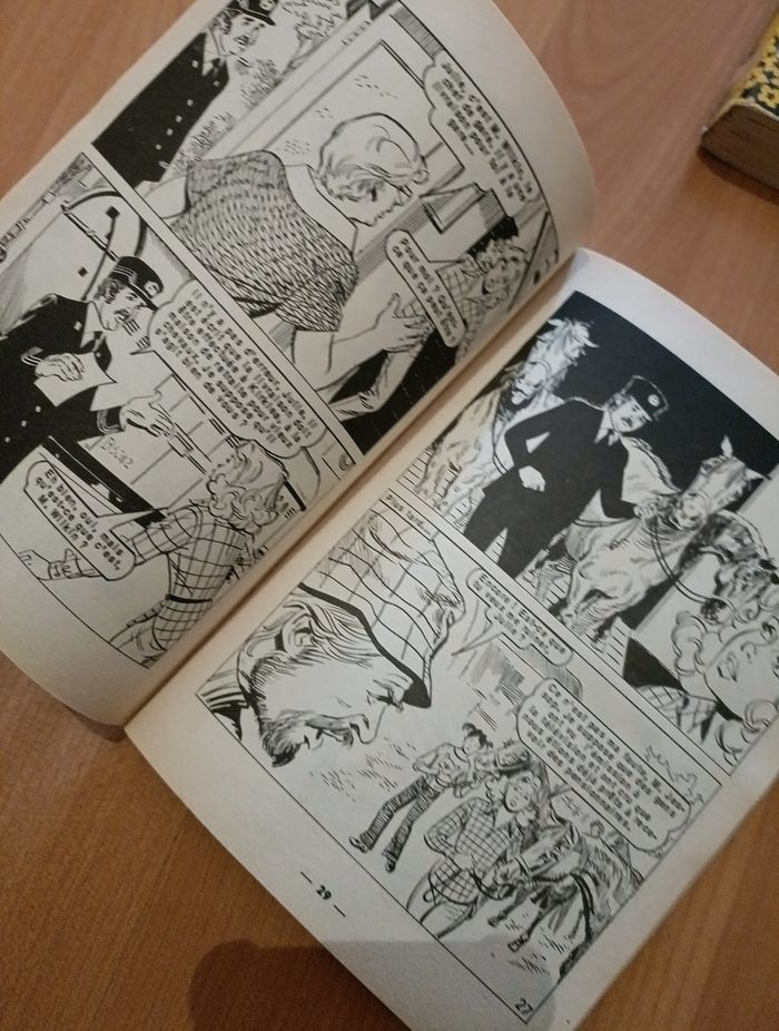 BD vintage Clapotis mensuels + album - photo numéro 7