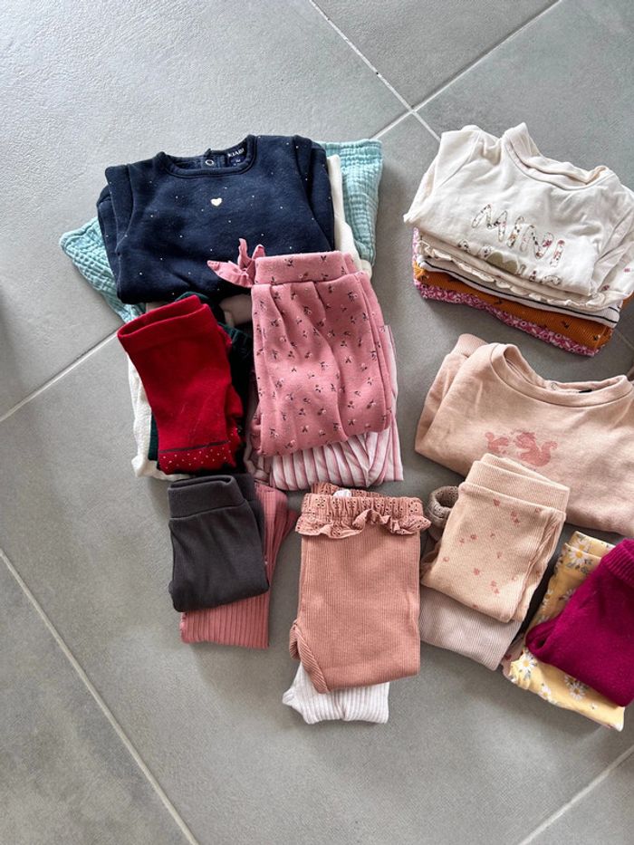 Lot bébé fille 45 vêtements - photo numéro 4
