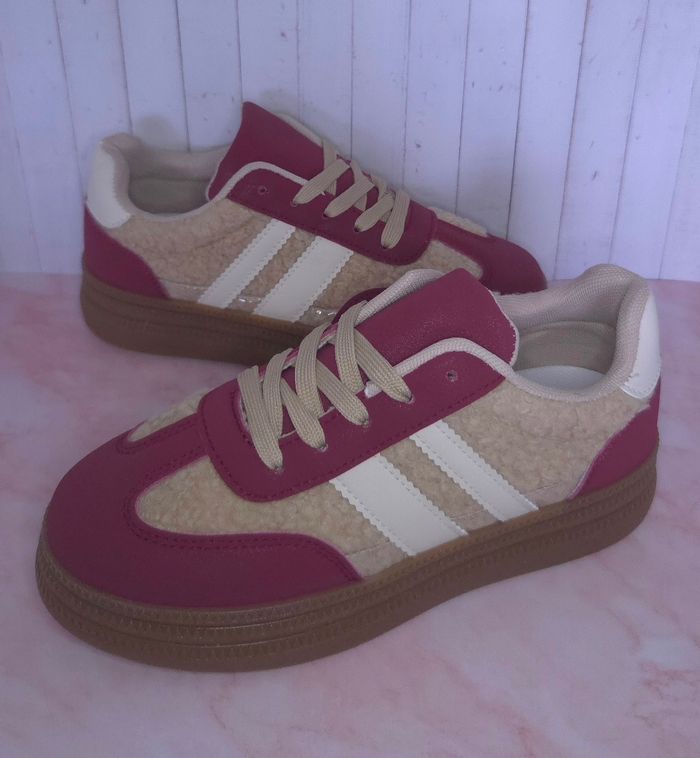 Baskets femmes bordeaux beige moumoute tendances - Taille 36 - NEUVES 🌟 - photo numéro 2