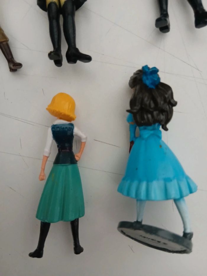 Lot 8 figurines Elena d'Avalor - photo numéro 3