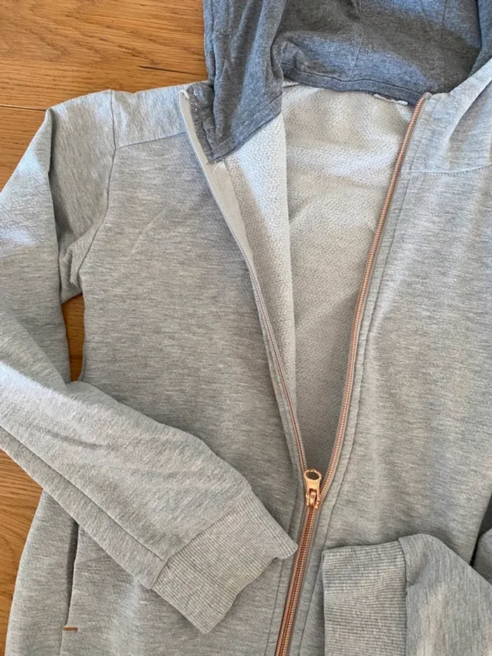 Veste zippée 10 ans - photo numéro 3