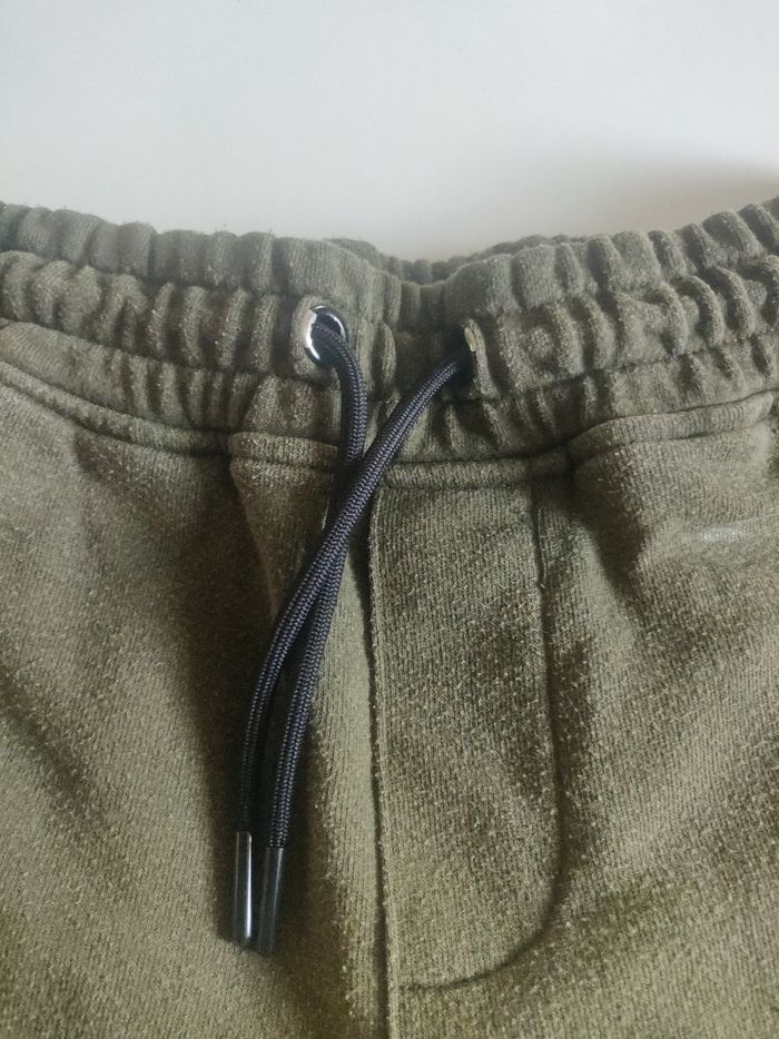 Short XS ou 14 ans - photo numéro 3