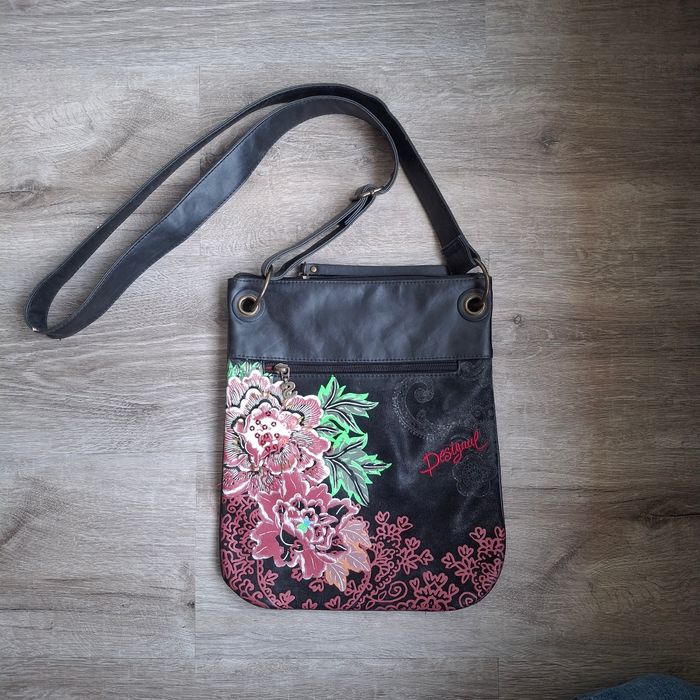 👜 SAC bandoulière DESIGUAL Noir