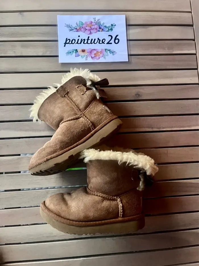 Bottines ugg pointure 26 - photo numéro 3