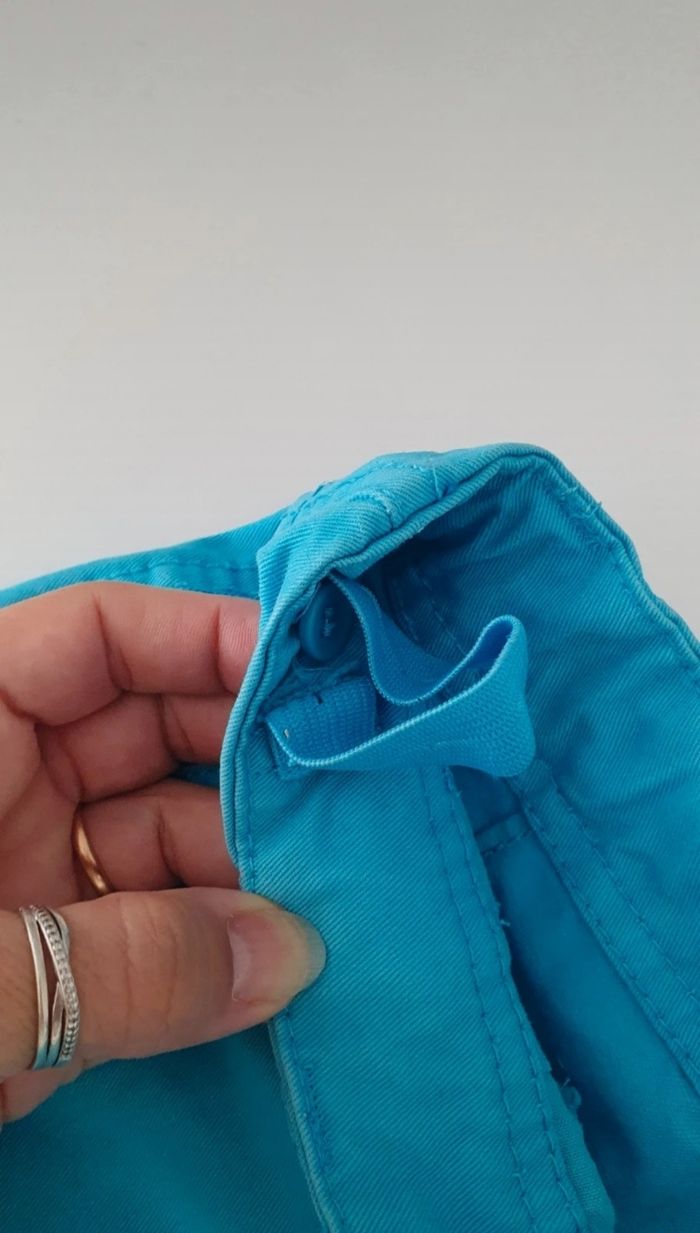 Short turquoise en 8 ans - photo numéro 5