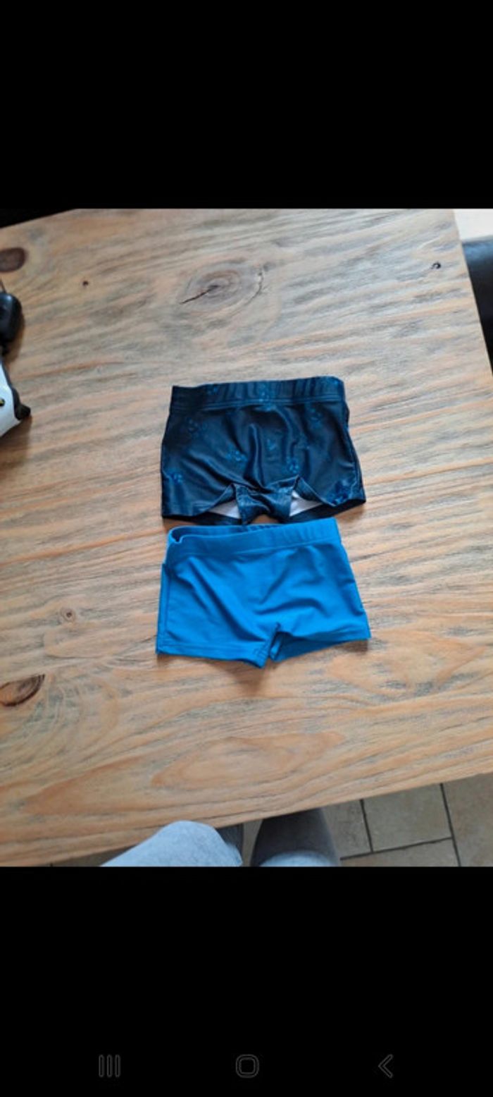 Lot 2 maillots de bain