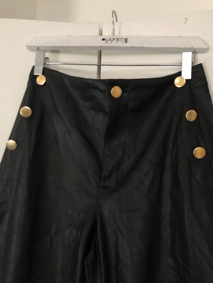 Pantalon habillée similicuir Zara . Taille M - photo numéro 4