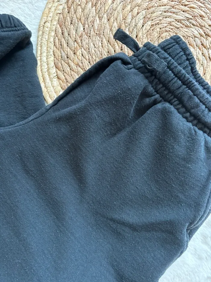 Jogging M - photo numéro 2