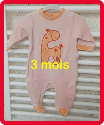 Pyjama abricot motif girafe Défimode Taille 3 mois