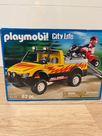 Grande boîte playmobil voiture et quad neuf