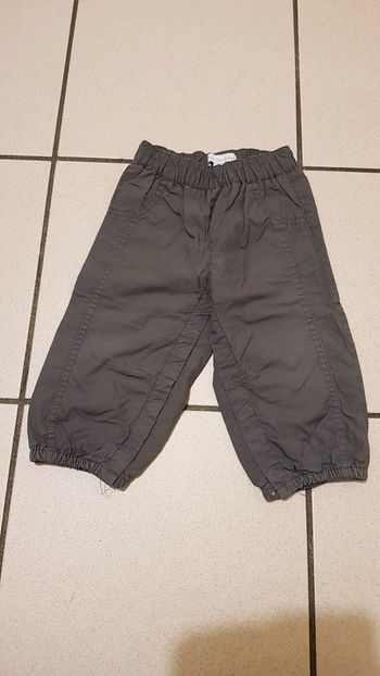 Pantalon 12 mois.