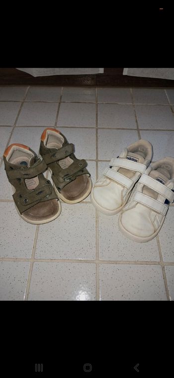 Lot de sandales 24 et baskets taille 24 ⁶