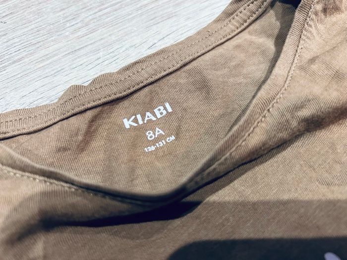 Teeshirt manches longues marron claire avec écriture rose 8 ans - photo numéro 3