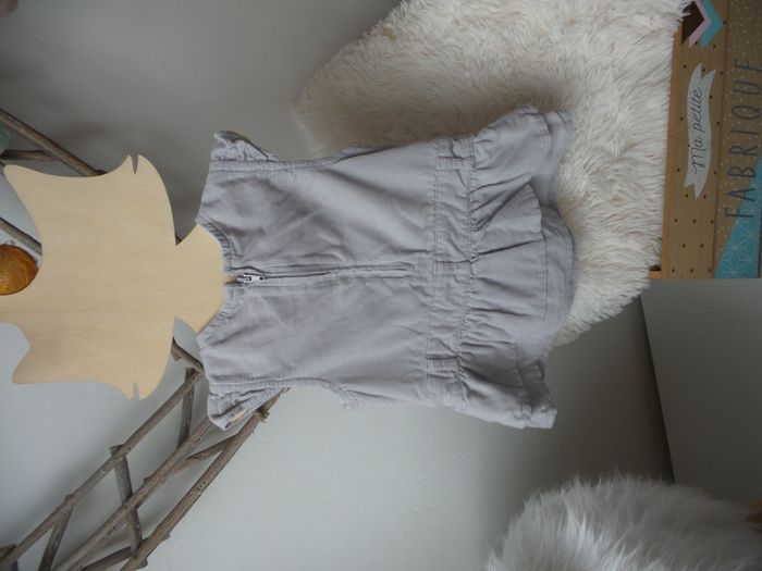 Jolie robe grise velour tissaia bébé fille 3 mois - photo numéro 2